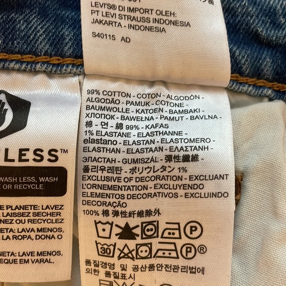 Levi's
501 Skinny Jean Leave A Trace - Picture 15 of 16